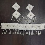 *Молочное индийское украшение на шею с перламутровыми бусинками