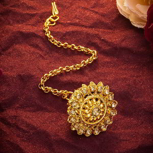 Бежевое, коричневое и золотое индийское украшение на голову (манг-тика) со стразами, перламутровыми бусинками