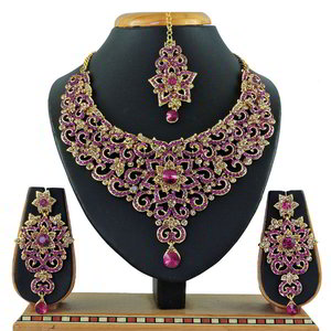 Золотое и розовое индийское украшение на шею со стразами