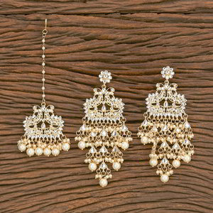 Манг-тикка (украшение на лоб) и серьги