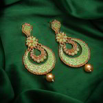 *Зелёные и золотые индийские серьги со стразами