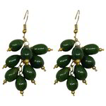 *Зелёные и золотые латунные индийские серьги с перламутровыми бусинками