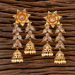 *Молочные и золотые латунные индийские серьги с искусственными камнями