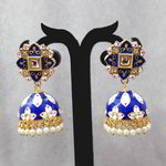 *Золотые и синие индийские серьги с перламутровыми бусинками