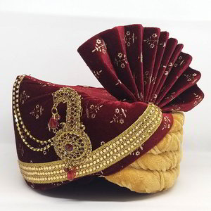 Золотой бархатный индийский тюрбан (чалма), украшенный печатным рисунком