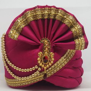 Розовый шёлковый индийский тюрбан (чалма) с кружевами