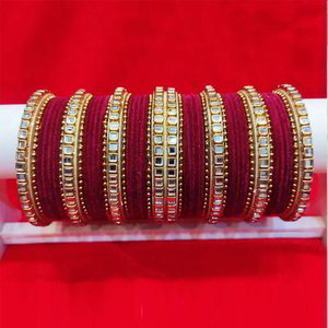 Бордовый, золотой и красный индийский браслет с бисером
