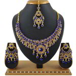 *Золотое медное индийское украшение на шею со стразами