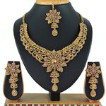 *Золотое медное индийское украшение на шею со стразами