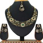 *Зелёное и золотое медное индийское украшение на шею со стразами