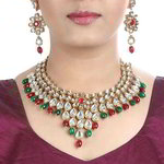 *Разноцветное и золотое индийское украшение на шею с искусственными камнями