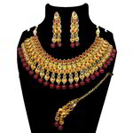 *Золотое индийское украшение на шею со стразами