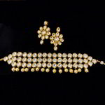 *Молочное и золотое индийское украшение на шею с искусственными камнями