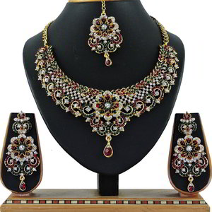 Цвета меди, зелёное и золотое индийское украшение на шею из меди со стразами