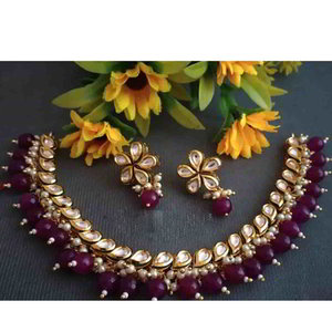 Лиловое, фиолетовое и золотое индийское украшение на шею с искусственными камнями