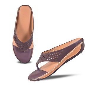 Лиловая и фиолетовая индийская женская обувь