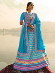 Голубой национальный индийский женский костюм лехенга (ленга) чоли