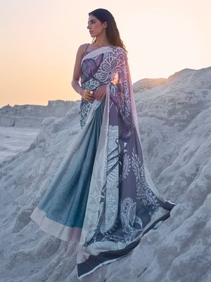 Серое атласное индийское сари