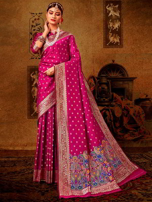 Фиолетовое индийское сари из шёлка