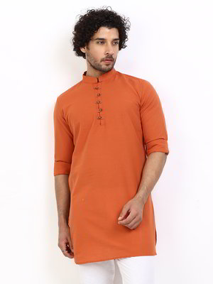 Оранжевая индийская курта и белые чуридары