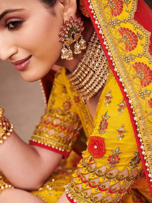 Шафрановый национальный индийский женский свадебный костюм лехенга (ленга) чоли