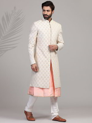 Кремовый и персиковый индийский свадебный мужской костюм из шёлка