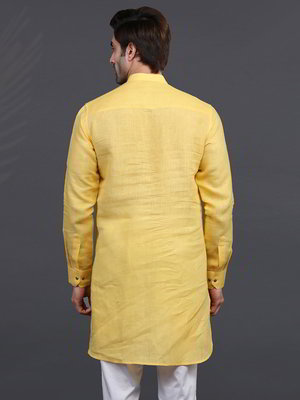 Жёлтый льняной индийский мужской костюм