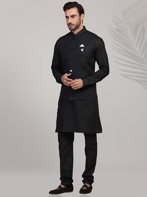 Чёрный национальный мужской костюм с жилетом из хлопка и льна