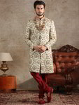 *Кремовый шёлковый индийский свадебный мужской костюм с бисером