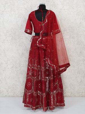 Бордовый шёлковый индийский женский свадебный костюм лехенга (ленга) чоли с рукавами ниже локтя с пайетками