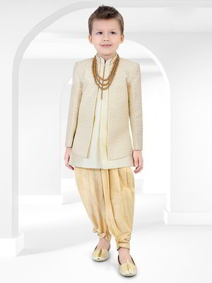 Бежевый хлопко-шёлковый национальный костюм для мальчика с пайетками