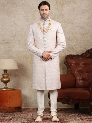Серый шёлковый индийский свадебный мужской костюм