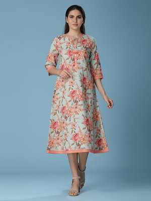 Льняное платье с цветочным принтом с рукавами ниже локтя