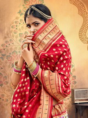 Национальный индийский женский костюм лехенга (ленга) чоли