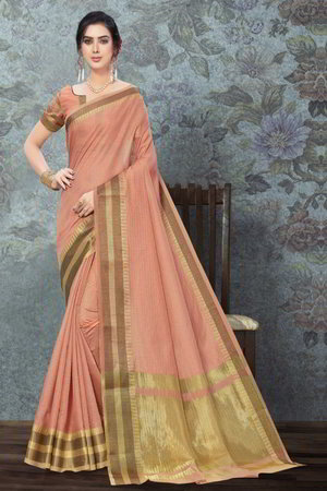 Персиковое индийское сари из дизайнерского шёлка и жаккардовой ткани