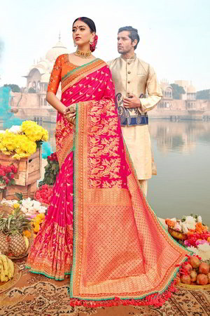 Розовое и цвета фуксии шёлковое и жаккардовое индийское сари