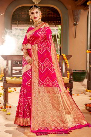 Розовое и цвета фуксии жаккардовое и шёлковое индийское сари
