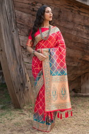 Розовое и цвета фуксии шёлковое и жаккардовое индийское сари