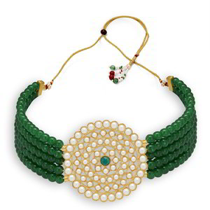 Золотистое индийское украшение на шею (набор) с перламутровыми бусинками