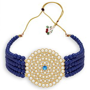 Золотистое индийское украшение на шею (набор) с перламутровыми бусинками