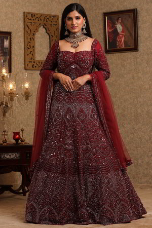 Тёмно-красный национальный индийский женский свадебный костюм лехенга (ленга) чоли, украшенный вышивкой с люрексом, бисером, пайетками и стразами