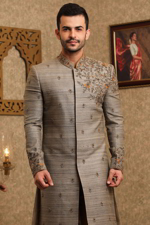 Серое шервани + горчичные чуридары