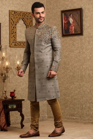 Серое шервани + горчичные чуридары