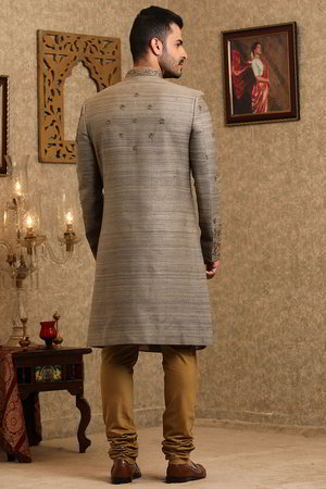 Серое шервани + горчичные чуридары