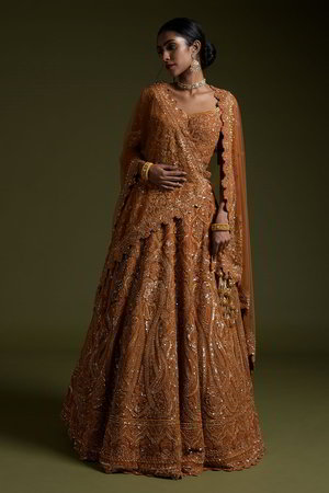 Ванильный национальный индийский женский свадебный костюм лехенга (ленга) чоли, украшенный вышивкой