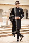 *Чёрный индийский свадебный мужской костюм / шервани из шёлка