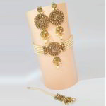 *Бежевое, коричневое и золотое индийское украшение на шею со стразами, перламутровыми бусинками