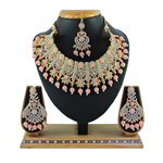 *Золотое и розовое индийское украшение на шею со стразами, перламутровыми бусинками