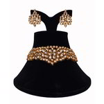 *Молочное и золотое индийское украшение на шею с искусственными камнями