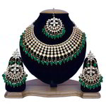 *Зелёное и золотое индийское украшение на шею с искусственными камнями